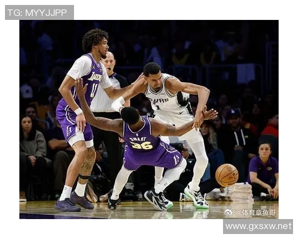 尚帕涅失绝平罚球 湖人险胜马刺