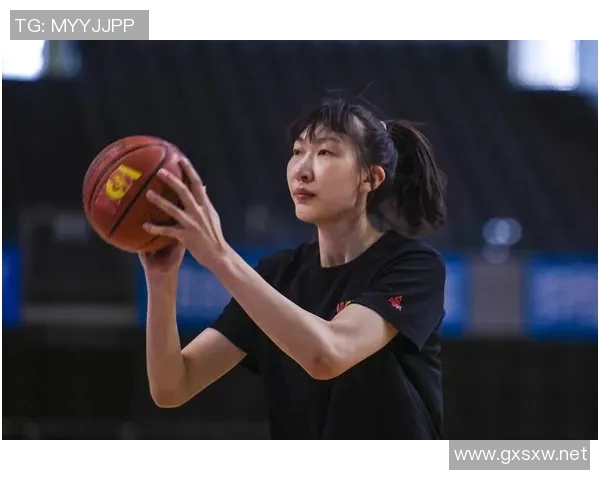 韩旭：我觉得篮球打到30出头应该问题不大 针对性训练能延长生涯