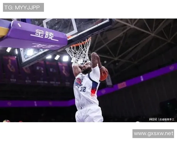 山东男篮抵达临沂，周三迎战四川