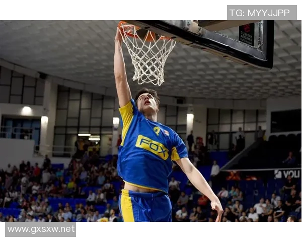 阿夫迪亚：一直给克林根喂球让他投 他的信心在不断提升